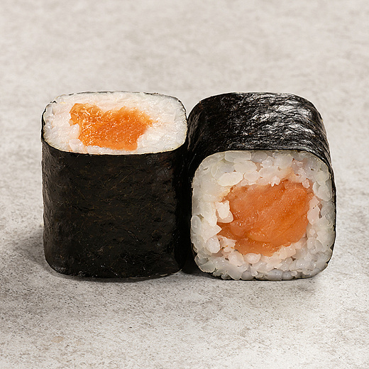 Ролл с лососем